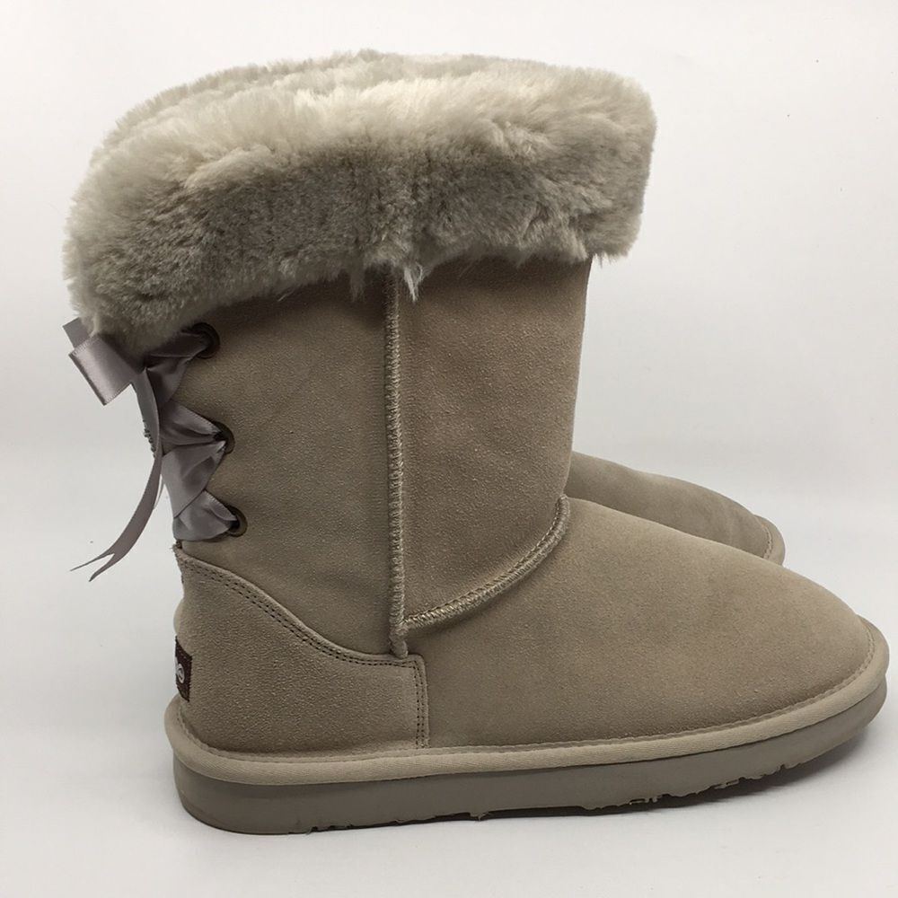 Lamo Audrey Suede and faux fur lined Boots in Dove Gray & Tan Sz 9 ribbon detail
